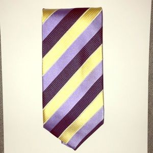 Harold Powell 100% silk tie